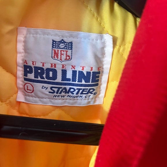 1990’s vintage Kansas City Chiefs NFL starter jacket - Picture 6 of 6